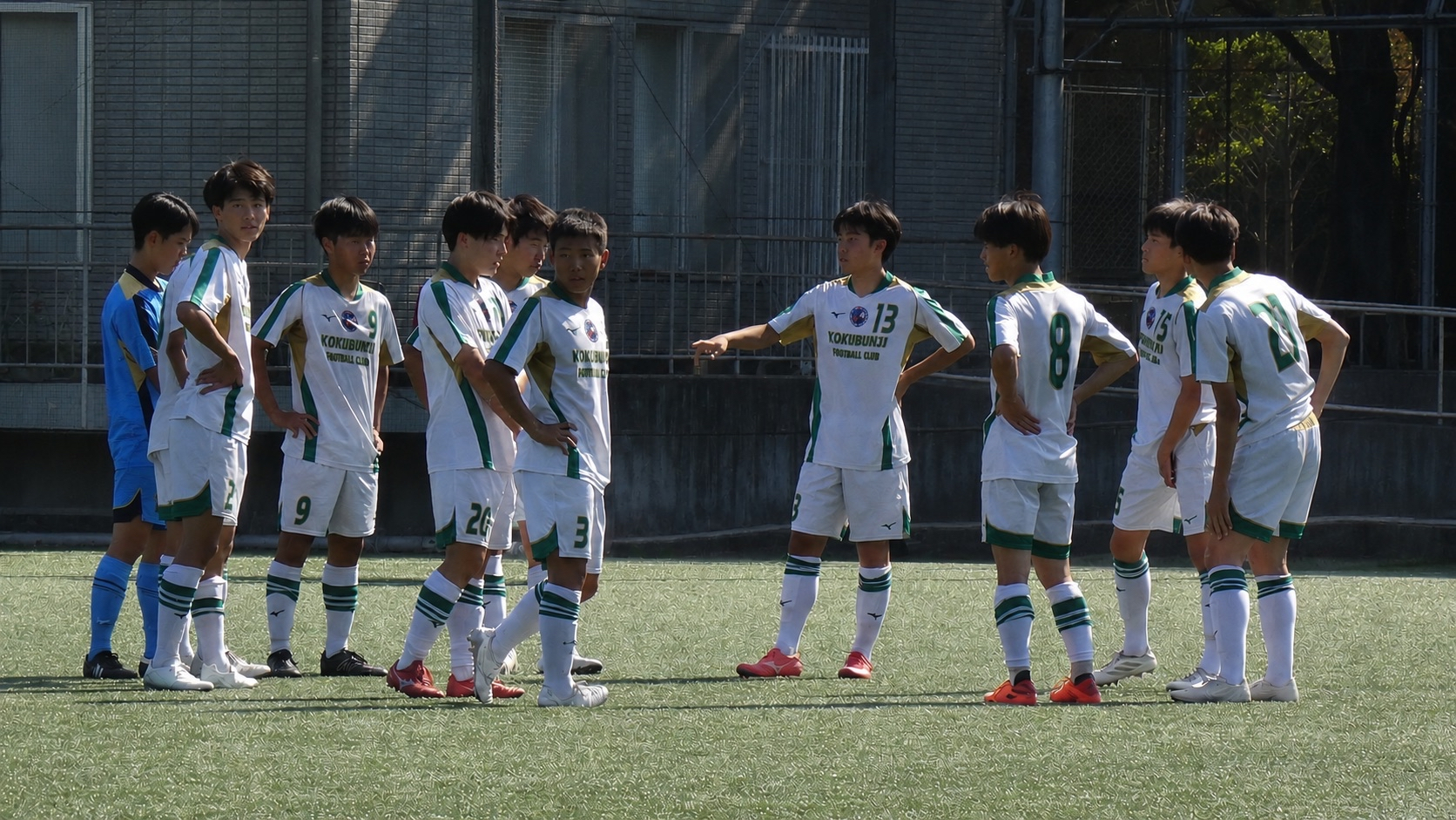 円陣後　話し合い